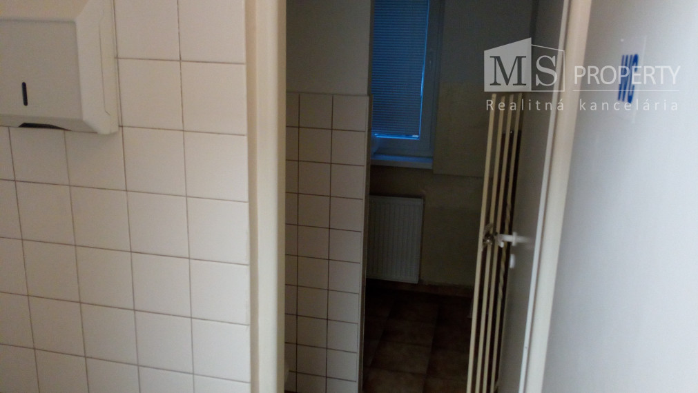 Prenájom komerčného priestoru 95 m2, Martin-sever