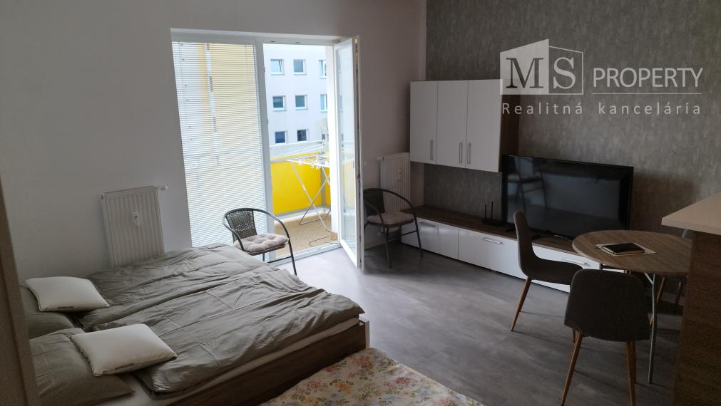 Prenájom 1 izbový byt Martin sídlisko Ľadoveň